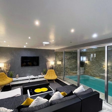 Appartement Standing Piscine Interieur Privatisee . Mutzig Luaran gambar